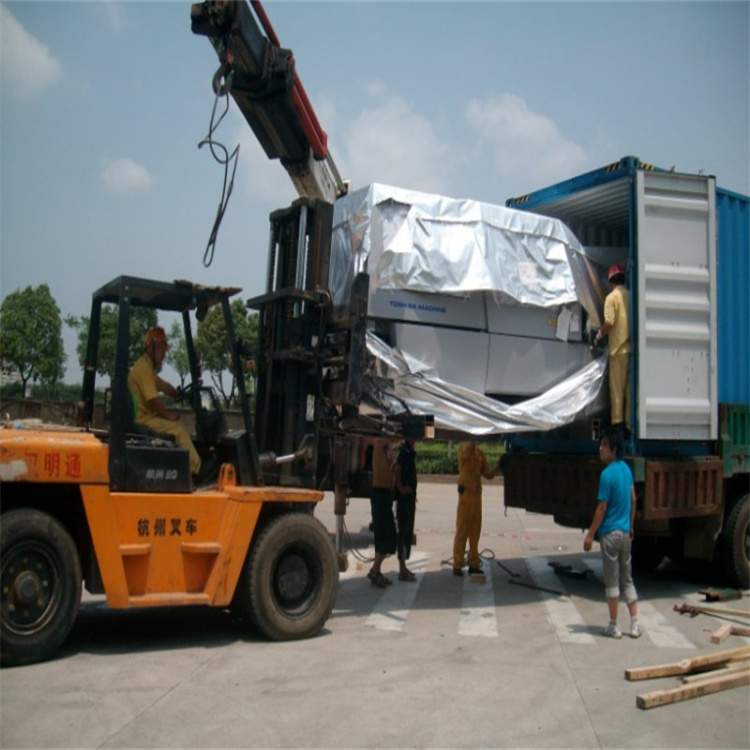 龙华附近的随车吊出租服务：选择指南与注意事项