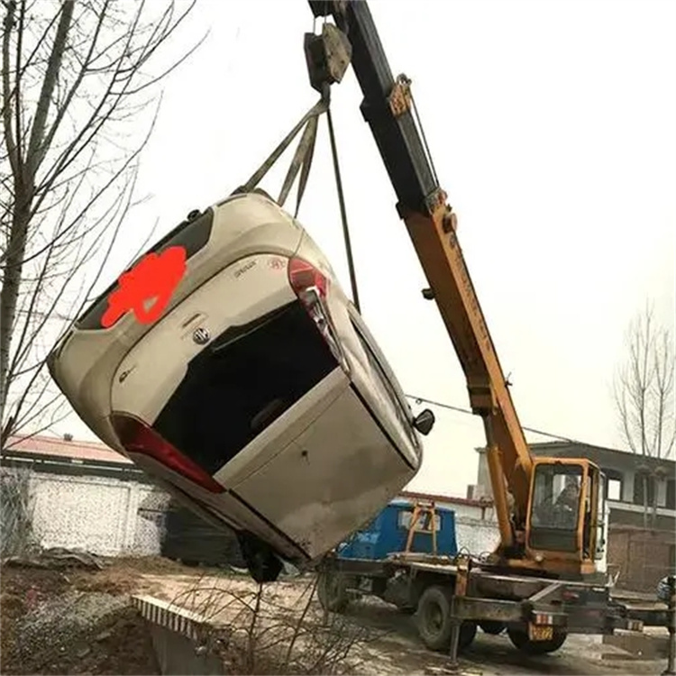 龙华随时待命，吊车24小时道路救援服务全解析