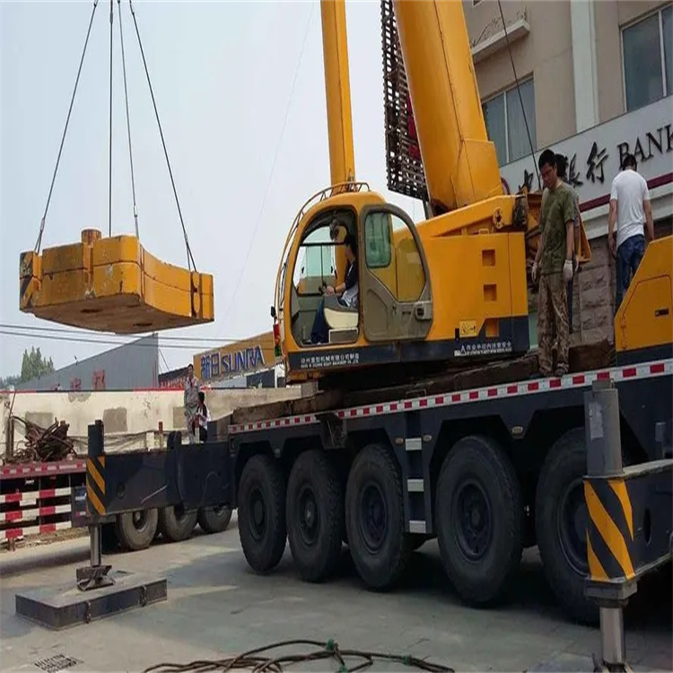 龙华当地吊车出租|机器吊装|75吨|工厂搬迁服务